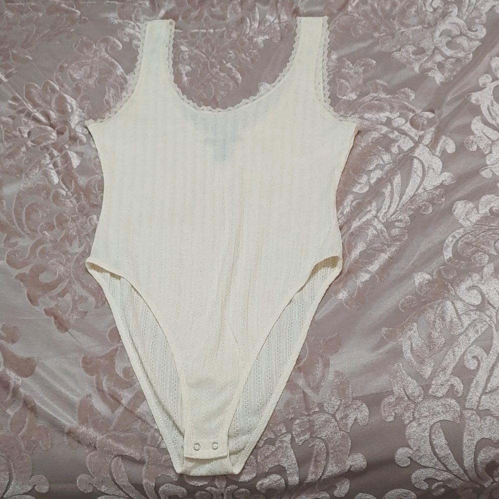 Lace tank bodysuit